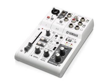 Yamaha AG03 3 Kanal Deck Mikser