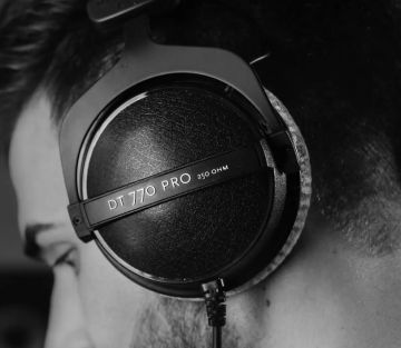 Beyerdynamic DT 770 Pro (250 OHM) Dinamik Kulaklık